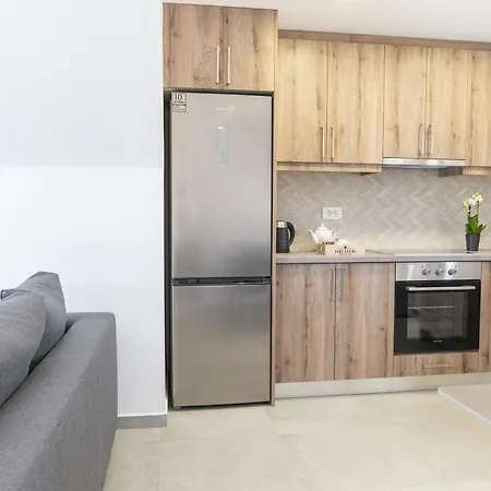 Hilltop Apartmán *
