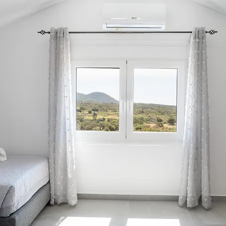 Hilltop Apartment