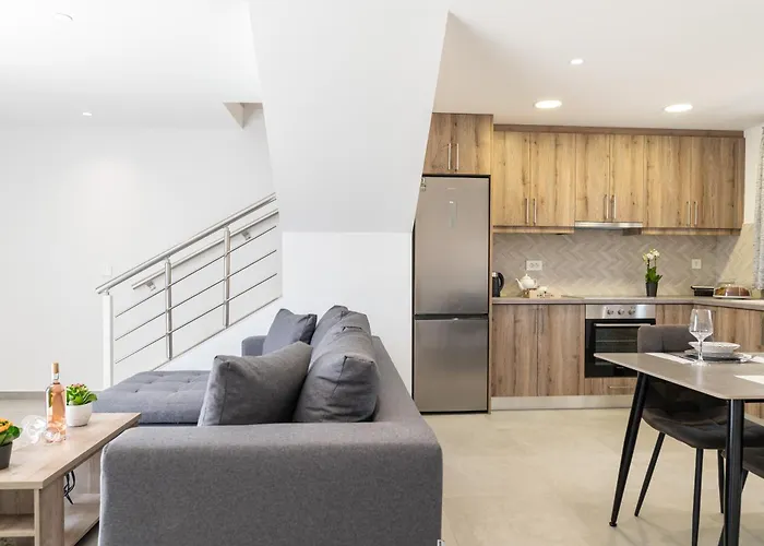 Hilltop Apartment
